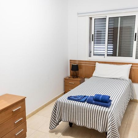 Apartamento Yesenia Vv Airport El Matorral Exterior foto