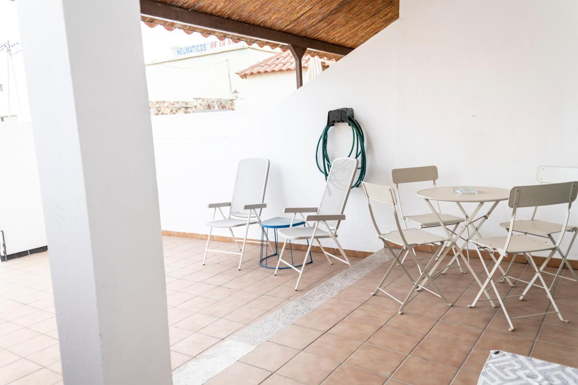 Apartamento Yesenia Vv Airport El Matorral Exterior foto