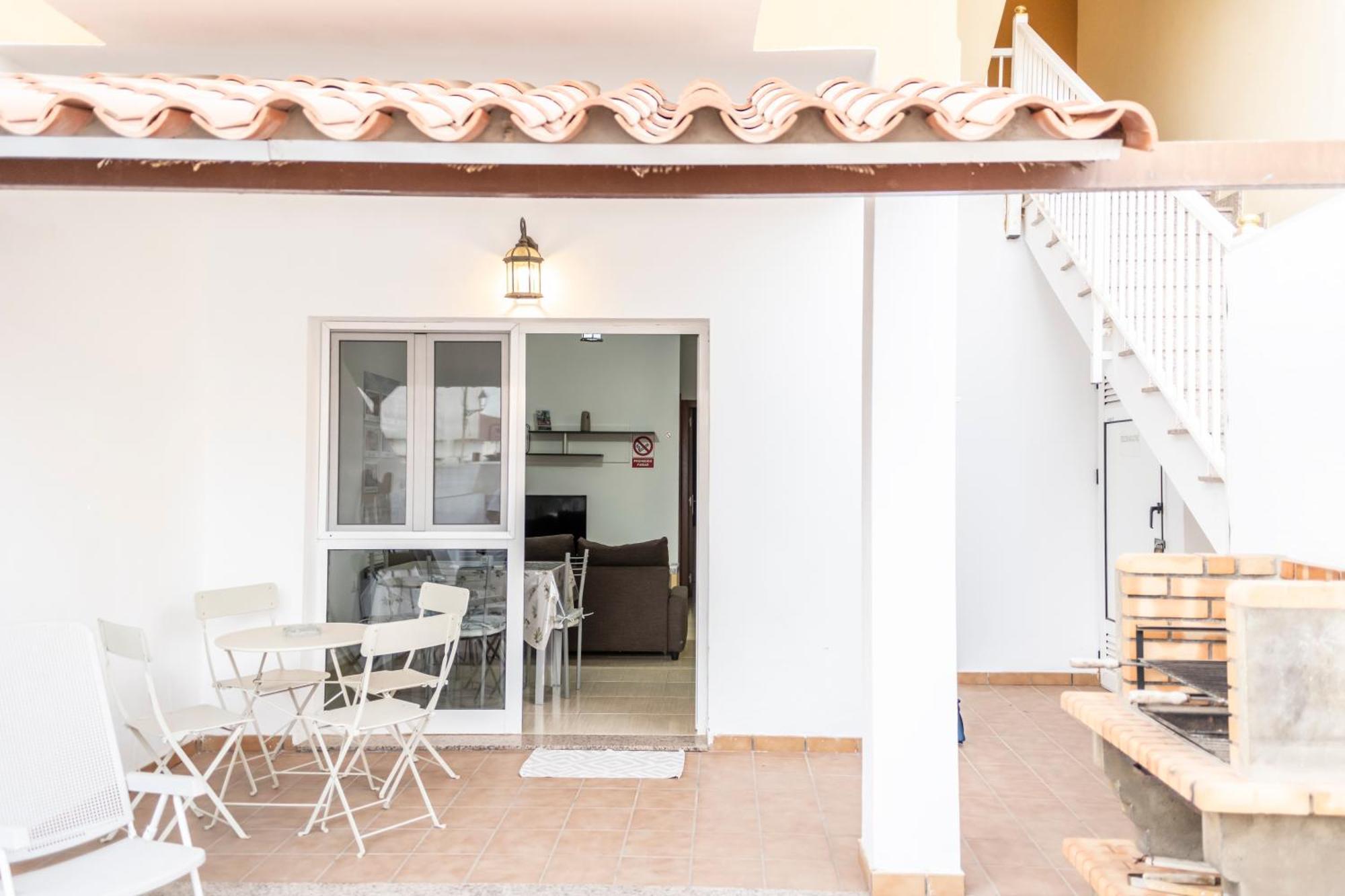 Apartamento Yesenia Vv Airport El Matorral Exterior foto